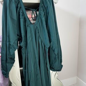 SHEIN Emerald Green Satin V-Neck Long Sleeve Dress